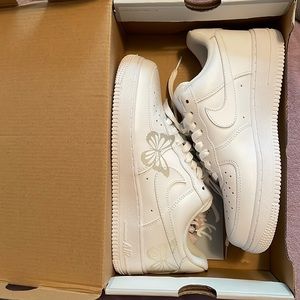 Custom Nike Air Force 1